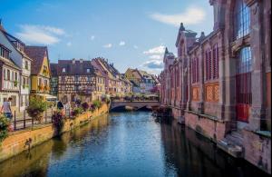 Appartements Le Bienvenue a Colmar avec parking gratuit : photos des chambres