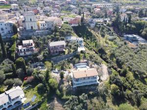 Villa Malù - APT Mara - Piscina e vista lago