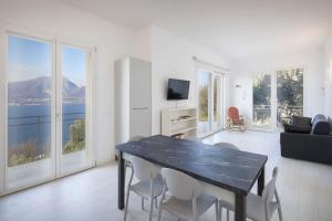 Villa Malù - APT Mara - Piscina e vista lago