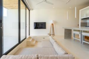 Sore Suites at Pererenan by Betterplace