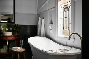 Chaplet Cottage Luxury Healesville Cottage