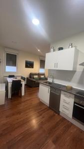 A de Maria - Tres Marias Apartments