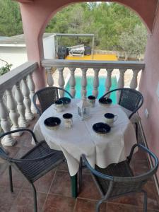 Caliente Apartments Vir A