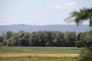 Art City-Studios Kassel 6 und 9 mit 2 Schlafzimmern, groß, modern, citynah, kostenfreie Parkplätze, Süd-Balkons, ruhig, Herkulesblick, voll ausgestattet