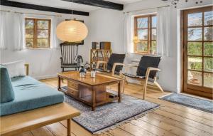 Amazing Home In Øster Ulslev With Wifi