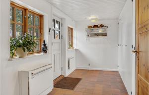 Amazing Home In Øster Ulslev With Wifi