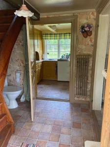 Dalslands-torp nära vattnet