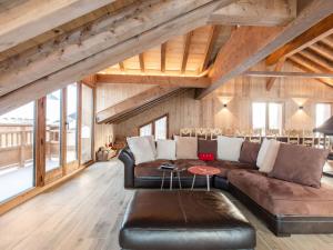Chalet in Champagny by Ski Slopes
