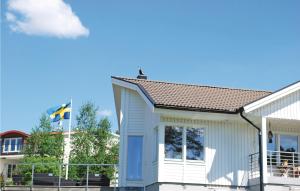 Amazing Home In Västra Frölunda