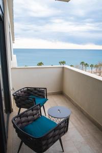 ONLY ONE Suites & Residences