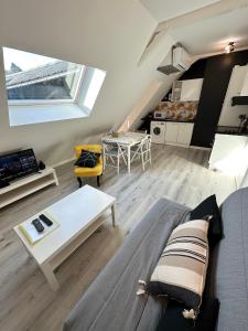 Appartements L'ENSOLEILLE - Classe 2 etoiles - Nay centre - Appartement : photos des chambres