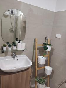 Resort Style Condo Walkable to Mall of Asia