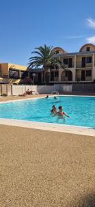 LOCATION STUDIO EN BORD DE PLAGE A GRUISSAN