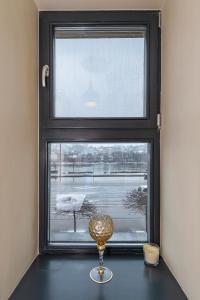 Deluxe river view apartment by Polo Apartment