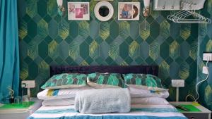 Double Room with Private Bathroom room in A&P at The Sheron House