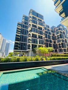 Mont Kiara Luxury 1Bedroom Arcoris SOHO Netflix 1-4 pax