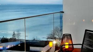 Komfortable strandnahe Ferienwohnung A103 mit Terrasse und Meerblick in 10ter Etage