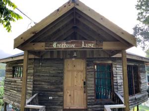 Tree House Luxe