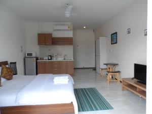 Baan Sabaaidee - Adult Friendly