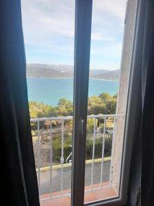 Appartements Appartement d'une chambre avec vue sur le lac terrasse amenagee et wifi a Sainte Croix du Verdon a 2 km de la plage : photos des chambres