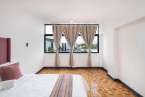 Loxton apartment