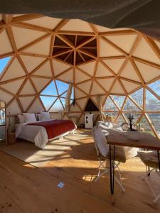 Tentes de luxe Dome insolite Lichen jacuzzi et petits-dejeuners inclus : photos des chambres