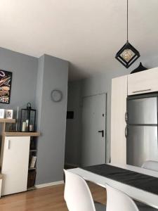 Pandora’s City Apartment