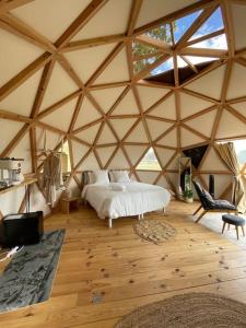 Tentes de luxe Dome insolite Cedre jacuzzi et petits dejeuners inclus : photos des chambres