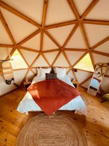 Tentes de luxe Dome insolite Cedre jacuzzi et petits dejeuners inclus : photos des chambres