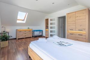 Familia Apartament na wzgórzu 3 z sauną i salą zabaw dla dzieci