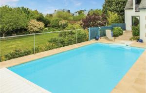 Maisons de vacances Stunning home in Cadouarn with 2 Bedrooms, WiFi and Outdoor swimming pool : photos des chambres