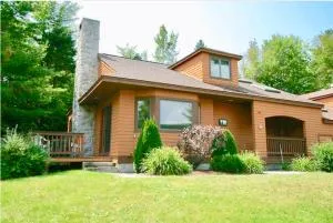 O8 Renovated Forest Cottage Townhome with great Mt Washington views fast wifi Walk to skiing - Бреттон-Вудс