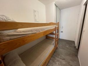 Appartement proche plage avec piscine, parking et animaux admis - FR-1-413-215