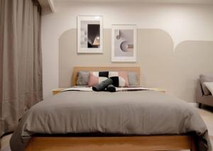 Hextar World Minimalist Balcony Suite Self Check-In