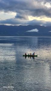 CHUE&LARRYS BEACHSIDE HOMESTAY