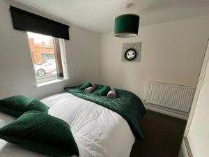 1 Bed @ Factory Quater - Chard St