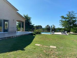 Maisons de vacances La Grand Vigne - Maison avec piscine privee : photos des chambres