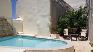Casa Sofia, By Hellocrete