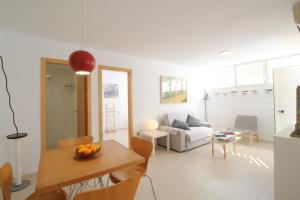 Del Parque Flats Pina Beach