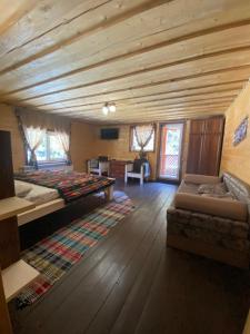 Сімейний номер 1 Садиба У Ані