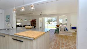 Villa Azul - Clever Details, Luxury villa, private pool, access to a club with tennis court, playground, communal pools