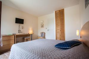 Hotels Lac des Graves : Chambre Double avec Balcon – Vue sur Lac