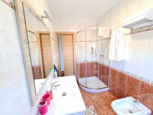 Casa CAMPELO- Playas de Pinténs - CANGAS-HIO- Ría de Aldán