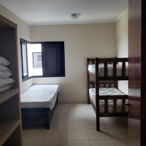 Praia de boraceia pé na areia