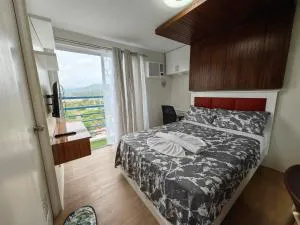 2 BR Loop Tower 1524 - Pontud