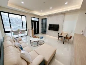 芸樂行旅 - T'u-ti-kung-ch'ien