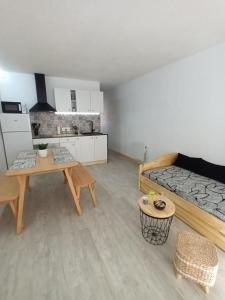 FREDANNE, appartement moderne wifi, fibre à 100m de la plage