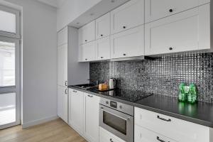 Glamour przestronny apartament obok Monte Cassino by Grand Apartments