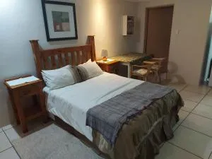 Onie's Lodge - Hekpoort