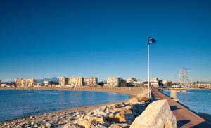 FREDANNE, appartement moderne wifi, fibre à 100m de la plage